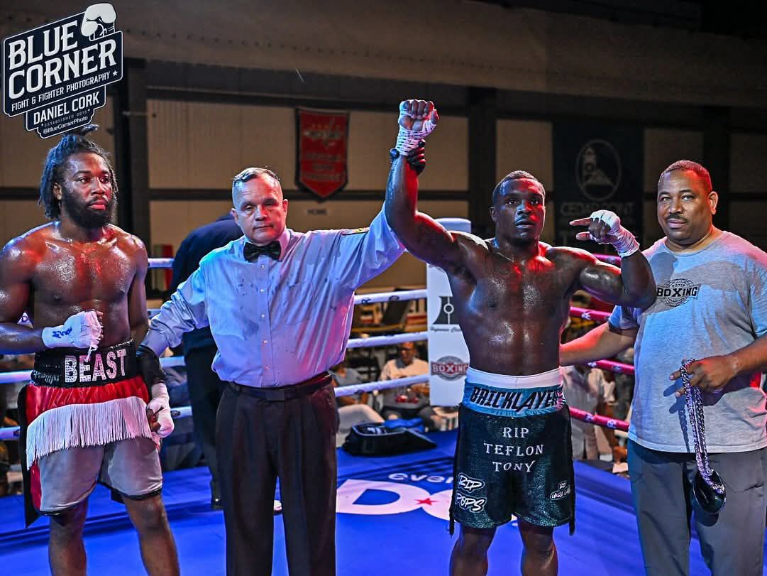 Stephaun Hopps vs Dewayne Williams Album